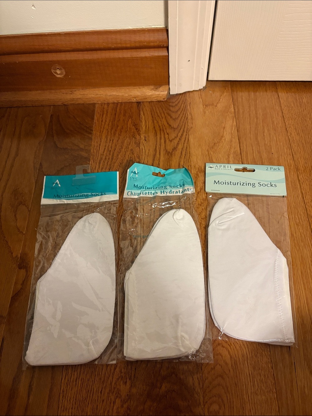 3 sets of moisturizing socks